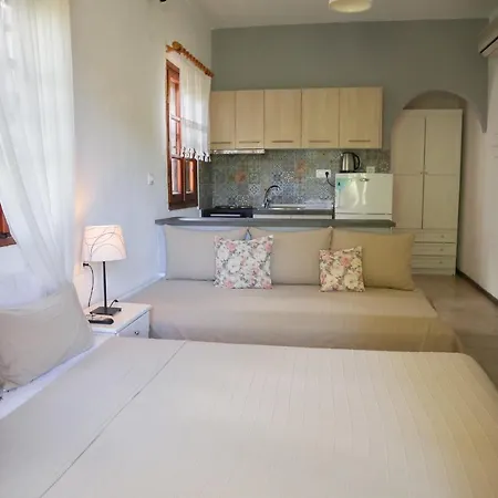 Filio Sonia Apartment *